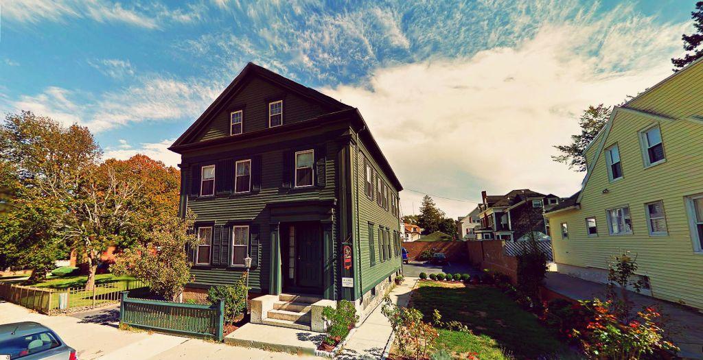 Lizzie Borden Bed and Breakfast